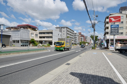 ローソン伊丹南本町２丁目店の画像4