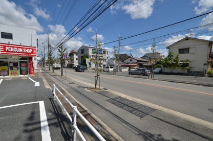 ドラッグストアサーバ伊丹千僧店の画像4