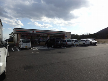 セブンイレブン　西風新都こころ店