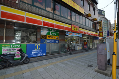 デイリーヤマザキ川西駅前店の画像2