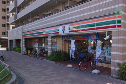 セブンイレブン　JR塚口駅前店の画像3