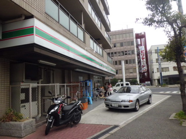 ローソンストア100　尼崎南塚口の画像1