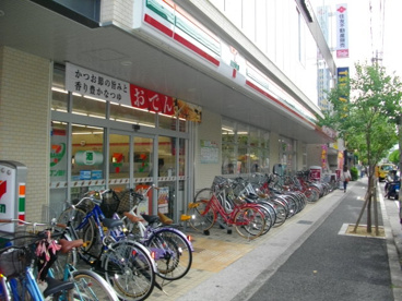 セブンイレブン　阪急武庫之荘駅店の画像1