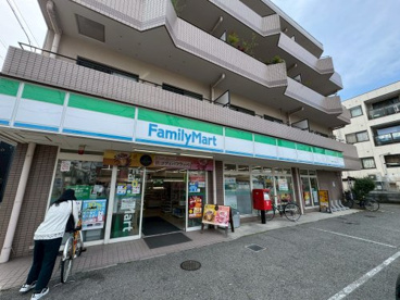 ファミリーマート　尼崎大庄西町店の画像5