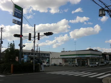 ファミリーマート　尼崎潮江四丁目店の画像2