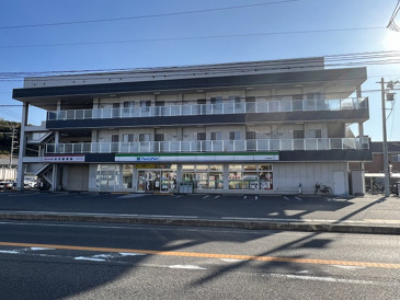 ファミリーマート 八本松磯松店