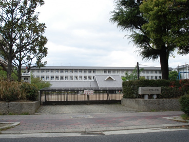 伊丹市立伊丹小学校の画像3