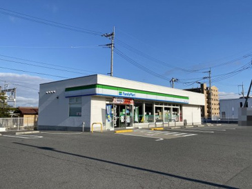 ファミリーマート　西条三永一丁目店