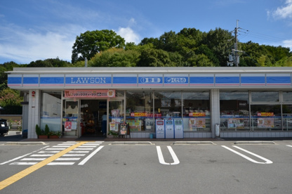 ローソン川西矢問二丁目店の画像2