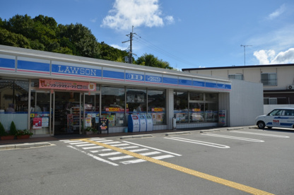 ローソン川西矢問二丁目店の画像3
