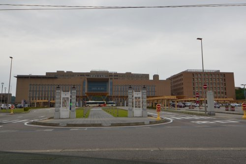 金沢大学付属病院