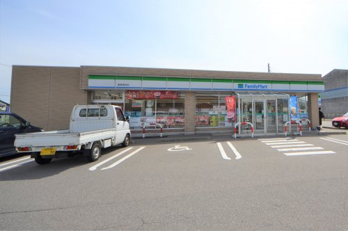 ファミリーマート能美道林店