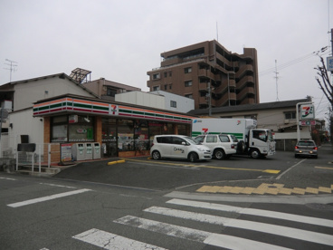 セブンイレブン尼崎上坂部3丁目店の画像1