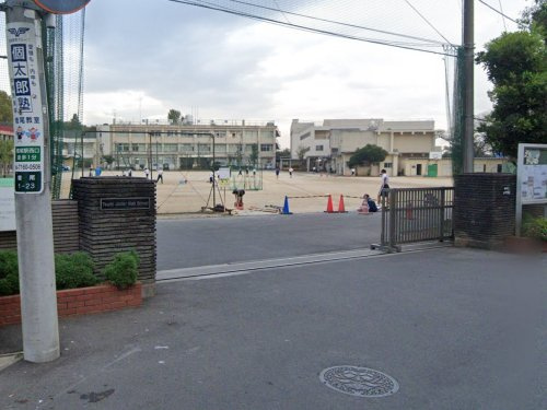 柏市立土中学校