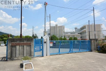 箕面市立西小学校の画像1