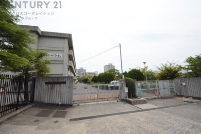 箕面市立第五中学校の画像1