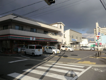セブンイレブン　尼崎名神町２丁目店の画像2