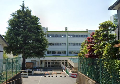 流山市立向小金小学校
