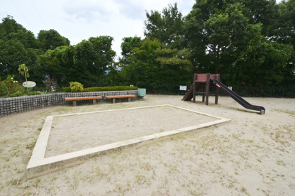 鴬台ばら公園の画像2