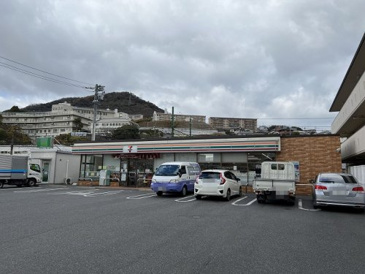 セブンイレブン 広島草津南3丁目店