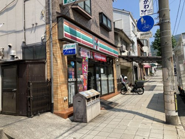 セブンイレブン 呉市四ツ道路店