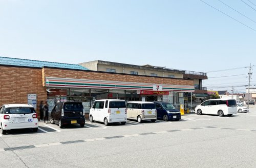 セブンイレブン 高岡蓮花寺店