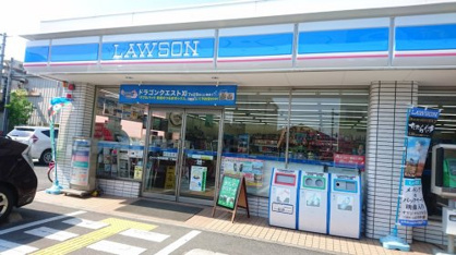 ローソン 伊丹東有岡一丁目店の画像1