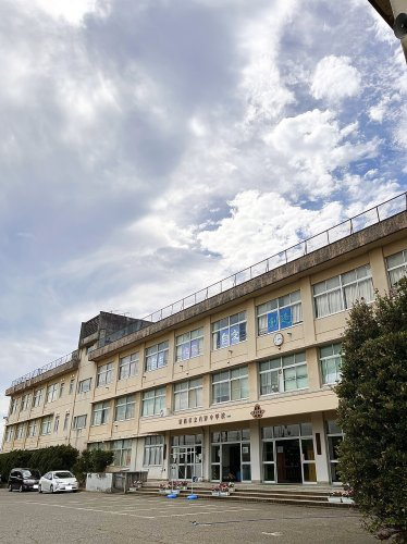 新潟市立　内野中学校