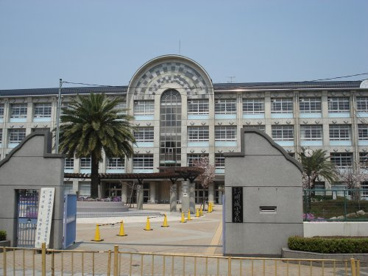 尼崎市立明城小学校の画像1