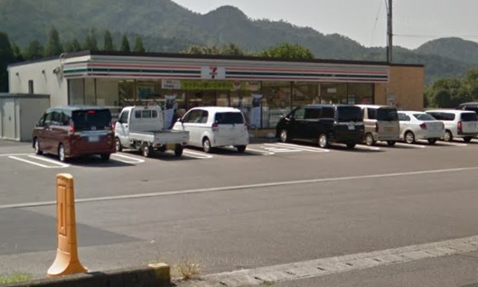 セブンイレブン川辺町北店