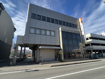 もみじ銀行西条支店