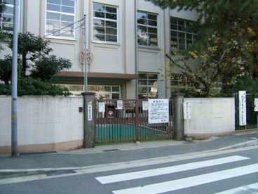 尼崎市立長洲小学校の画像1