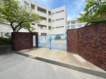 尼崎市立立花南小学校の画像1