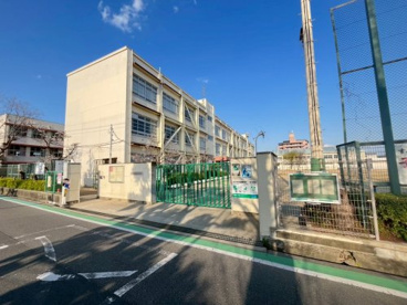 尼崎市立武庫小学校の画像1