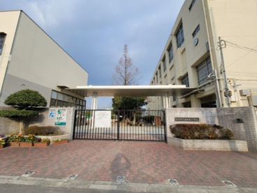 尼崎市立園田南小学校の画像1