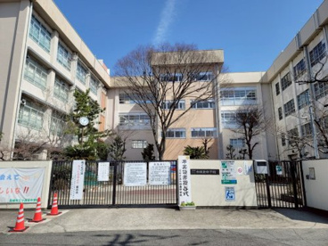 尼崎市立小田北中学校の画像1