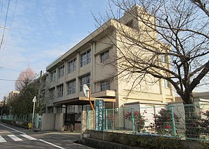 西宮市立安井小学校の画像1