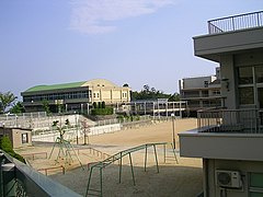宝塚市立長尾小学校の画像1