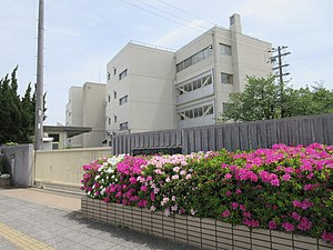 宝塚市立高司中学校の画像1