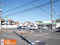 ファミリーマート 秀栄東浅川町店