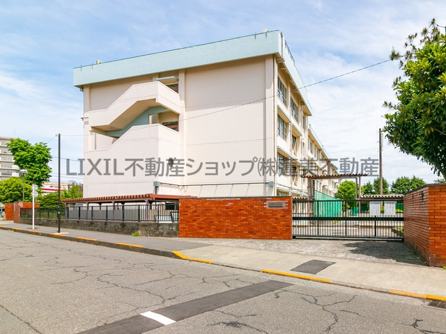 日野市立大坂上中学校