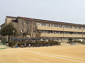 西宮市立　上ケ原小学校の画像1