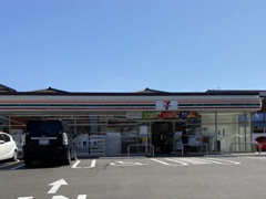 セブンイレブン 八幡竹末店