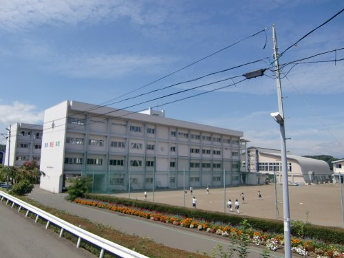 黒石野中学校