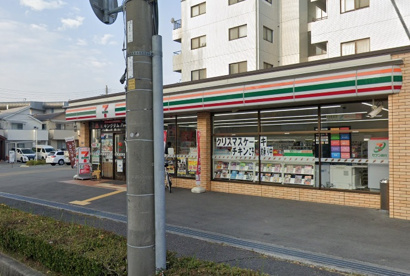 セブンイレブン　宝塚安倉南３丁目店の画像1
