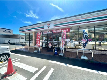 セブンイレブン綾瀬上土棚中1丁目店の画像1