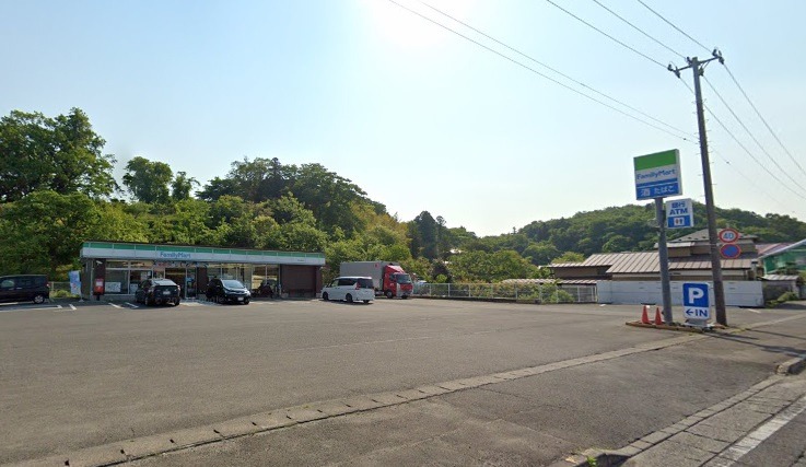 ファミリーマート 白石大鷹沢店