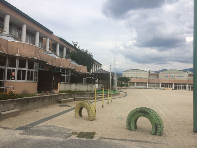 南小学校