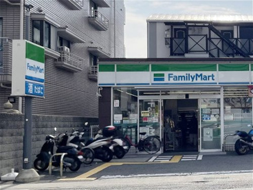 ファミリーマート 灘篠原本町店の画像2