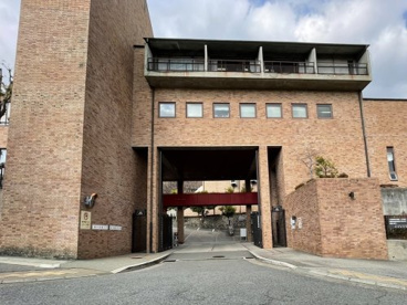 神戸松蔭女子学院大学図書館の画像1